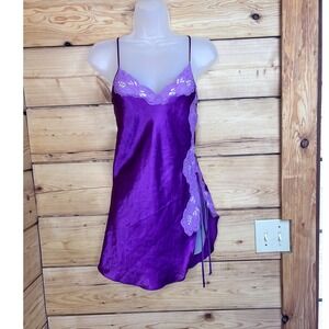 Vintage Unmentionables Purple Satin Lace Trim Side Slit Chemise Nightgown Medium